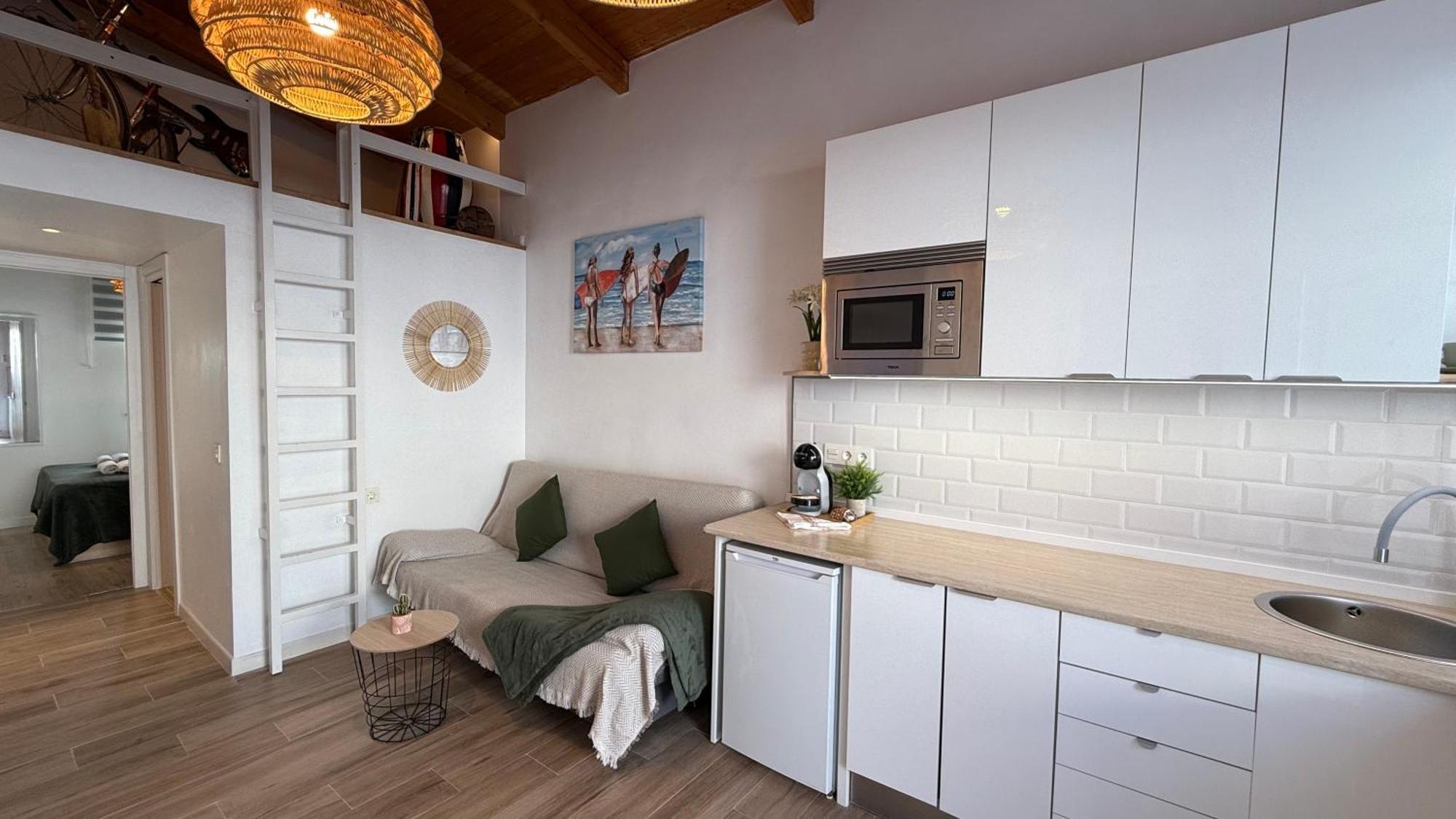 Apartment Pueblo Marino, Oasis Junto Al Mar De La Arana, By Sol Maestranza *