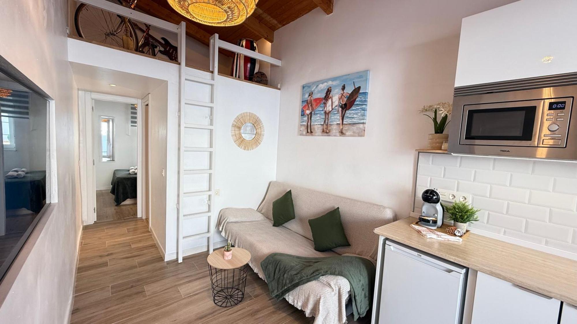 Apartment Pueblo Marino, Oasis Junto Al Mar De La Arana, By Sol Maestranza *
