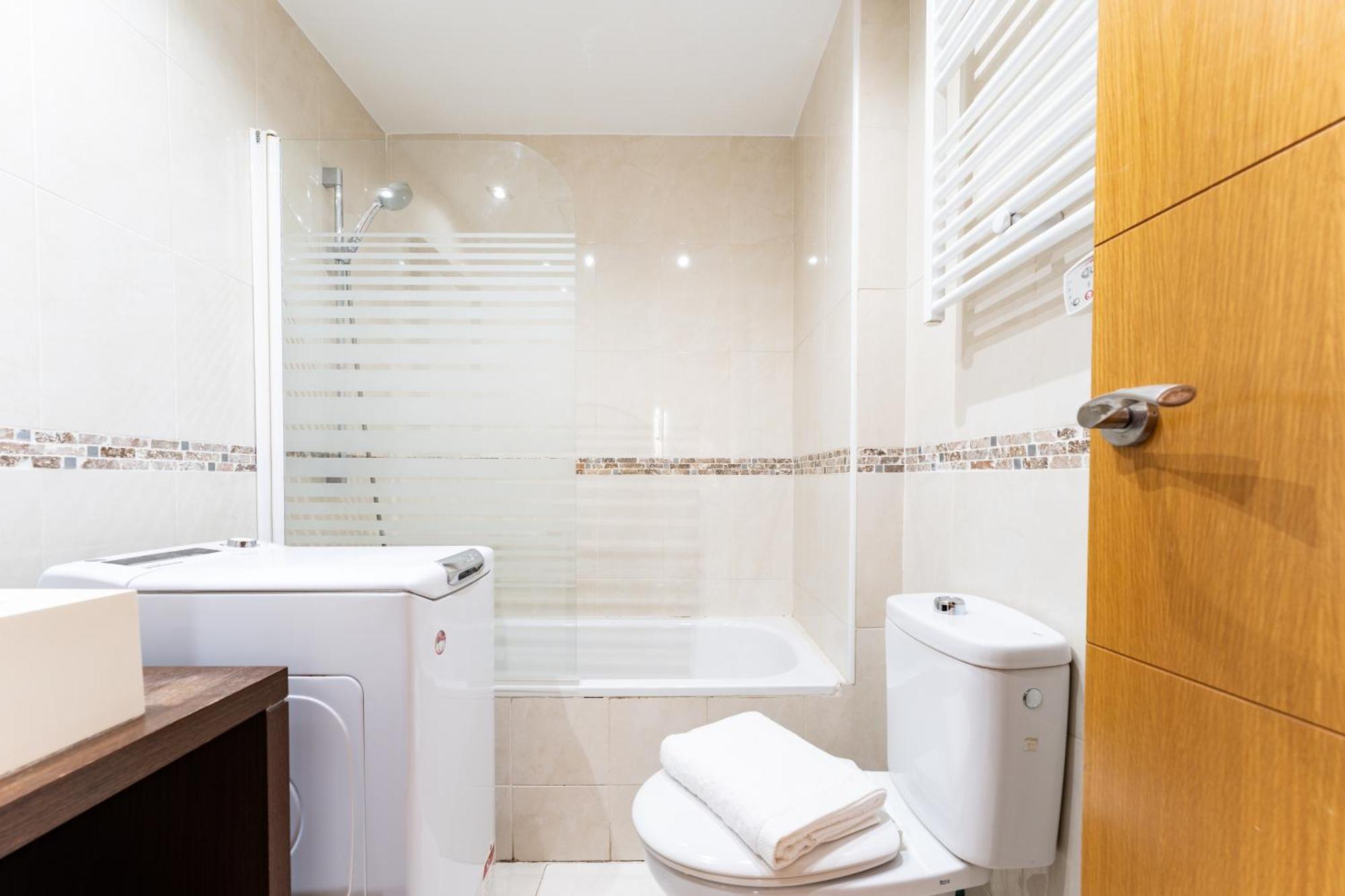 Barcelo Terrace Center Apartment *