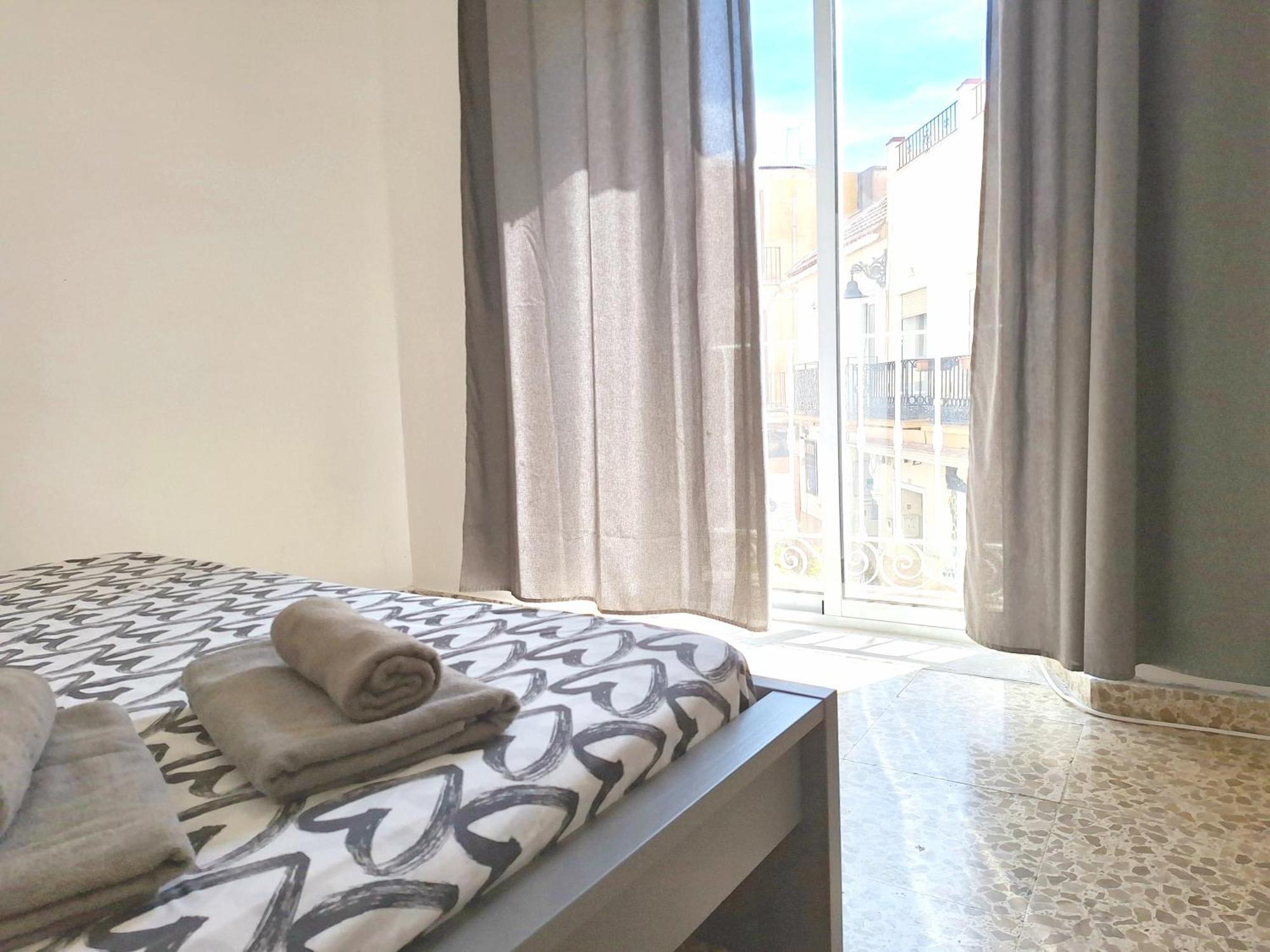 Sunny Malaga Centre Flats, 2 Options, With Balcony Or Terrace *