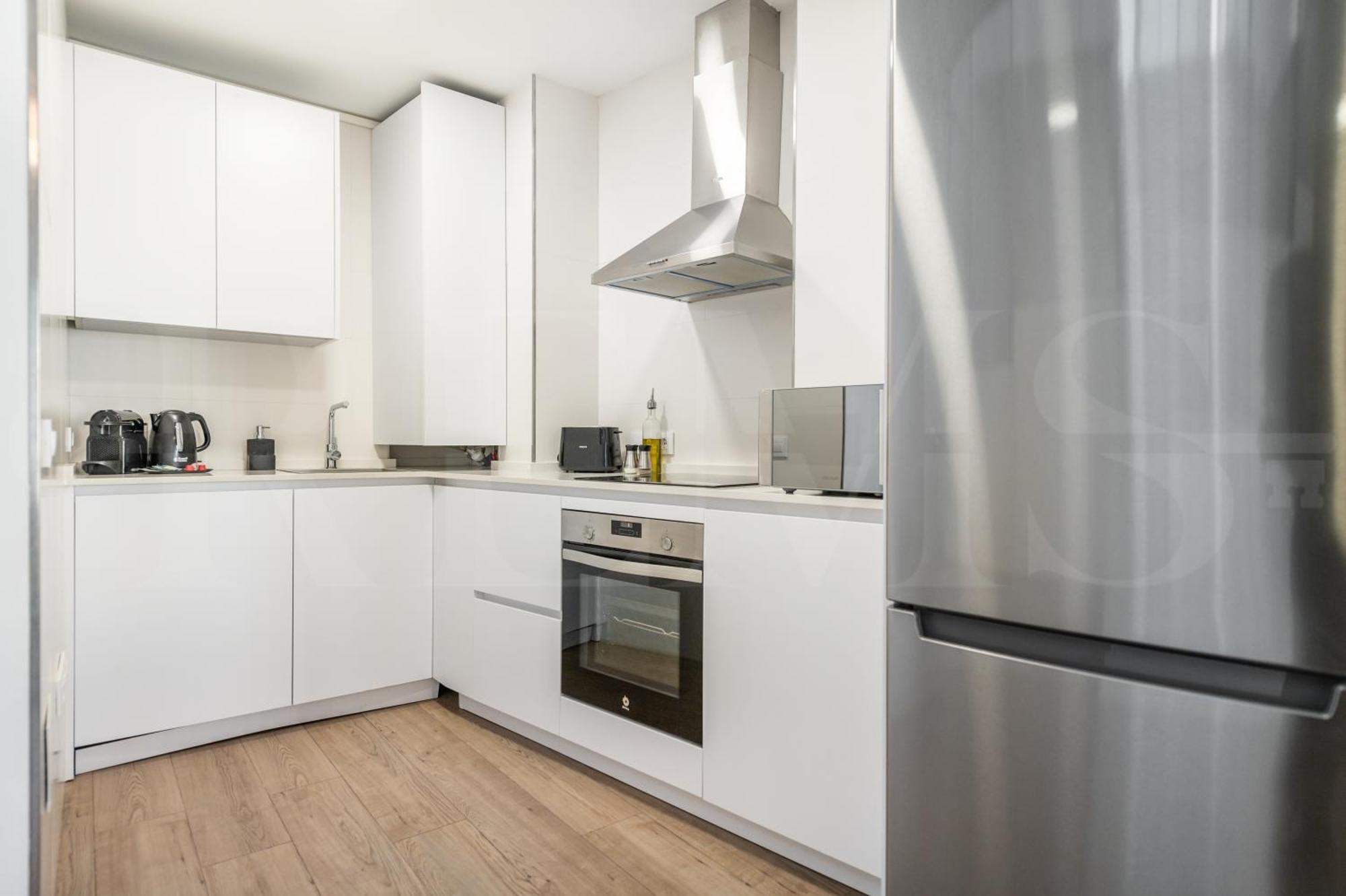 Apartment Modern With Private Terrace By Rems