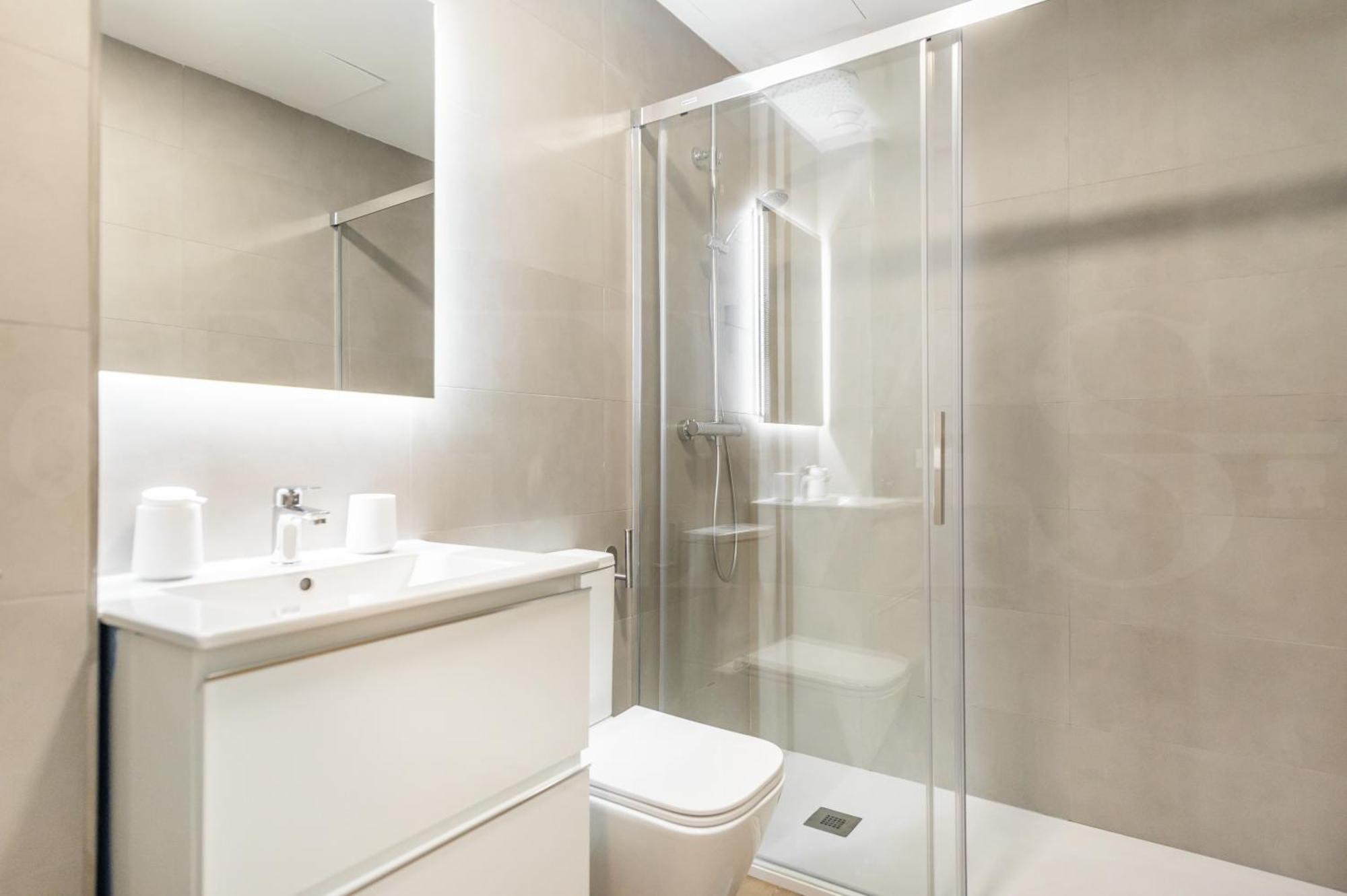 Apartment Modern With Private Terrace By Rems Malaga