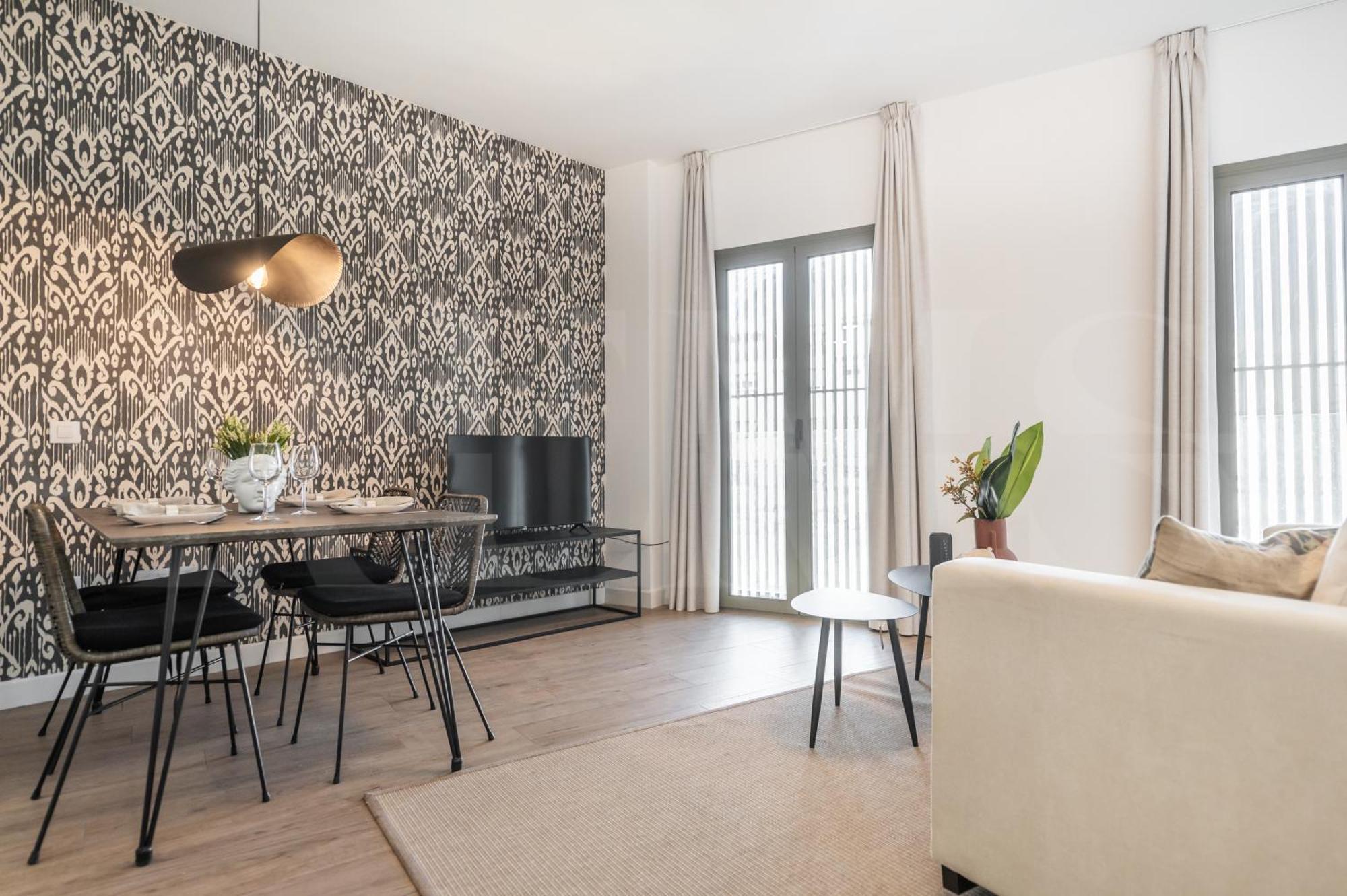 Modern With Private Terrace By Rems *