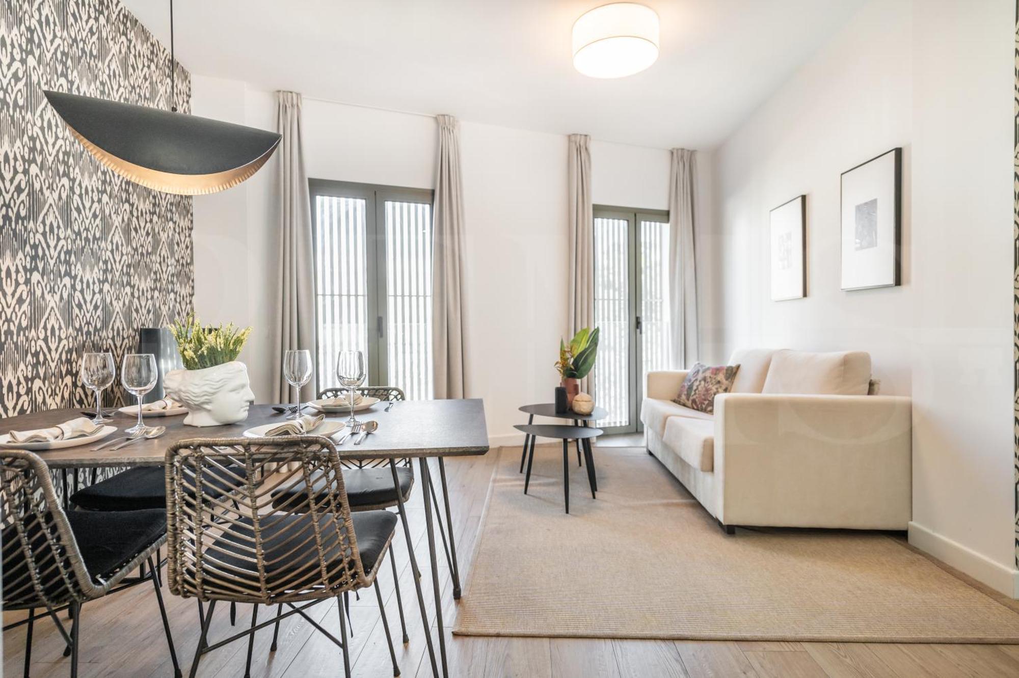 Modern With Private Terrace By Rems Malaga