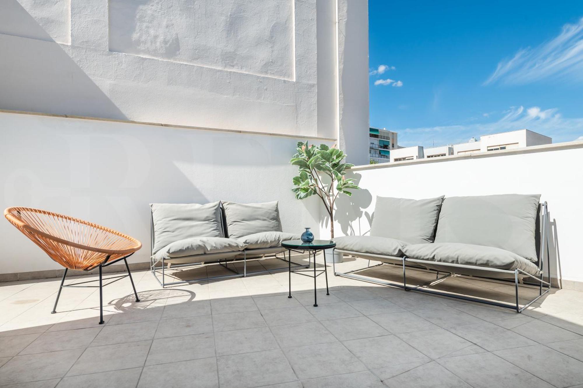 Modern With Private Terrace By Rems