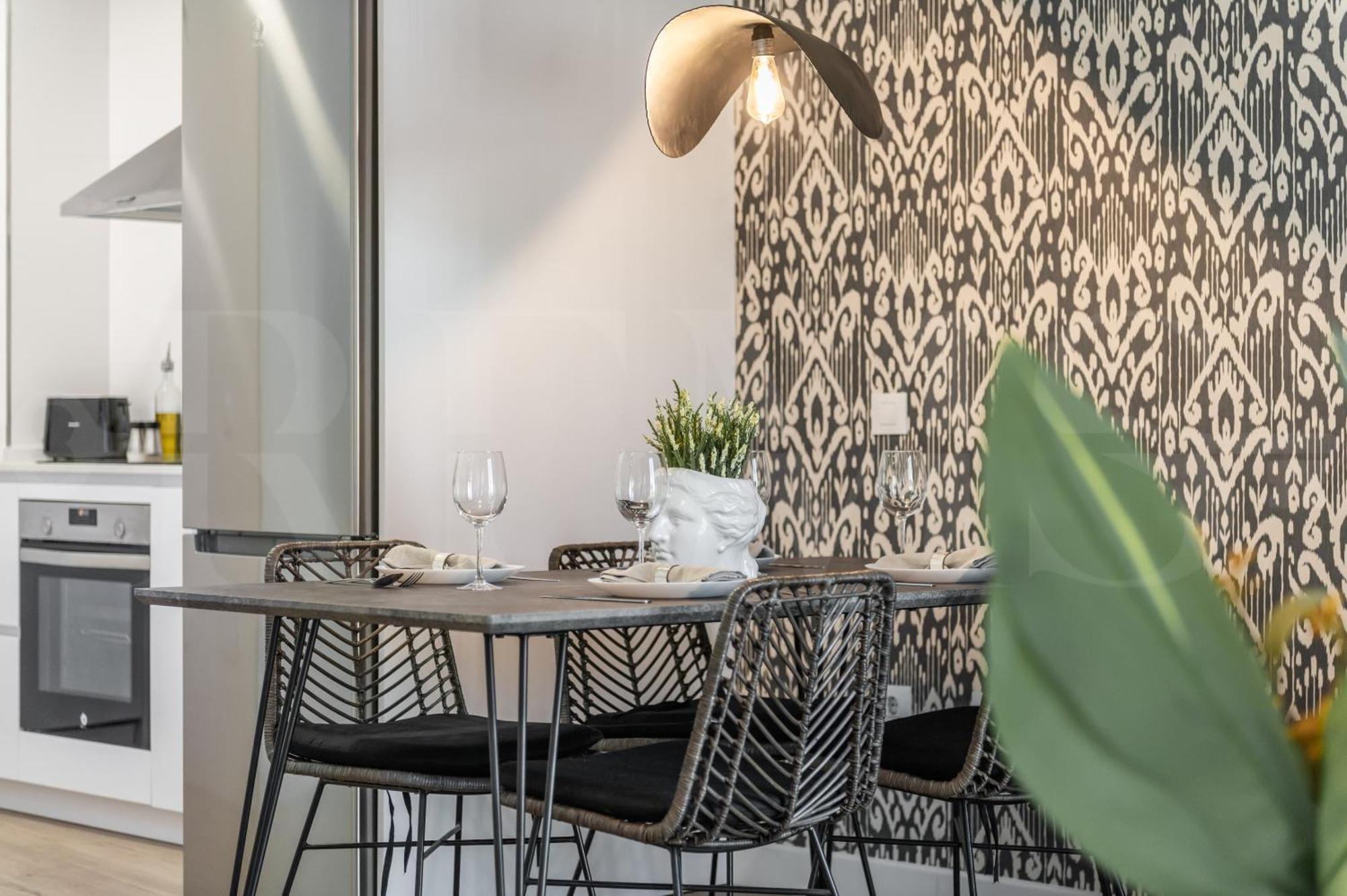 Modern With Private Terrace By Rems Apartment