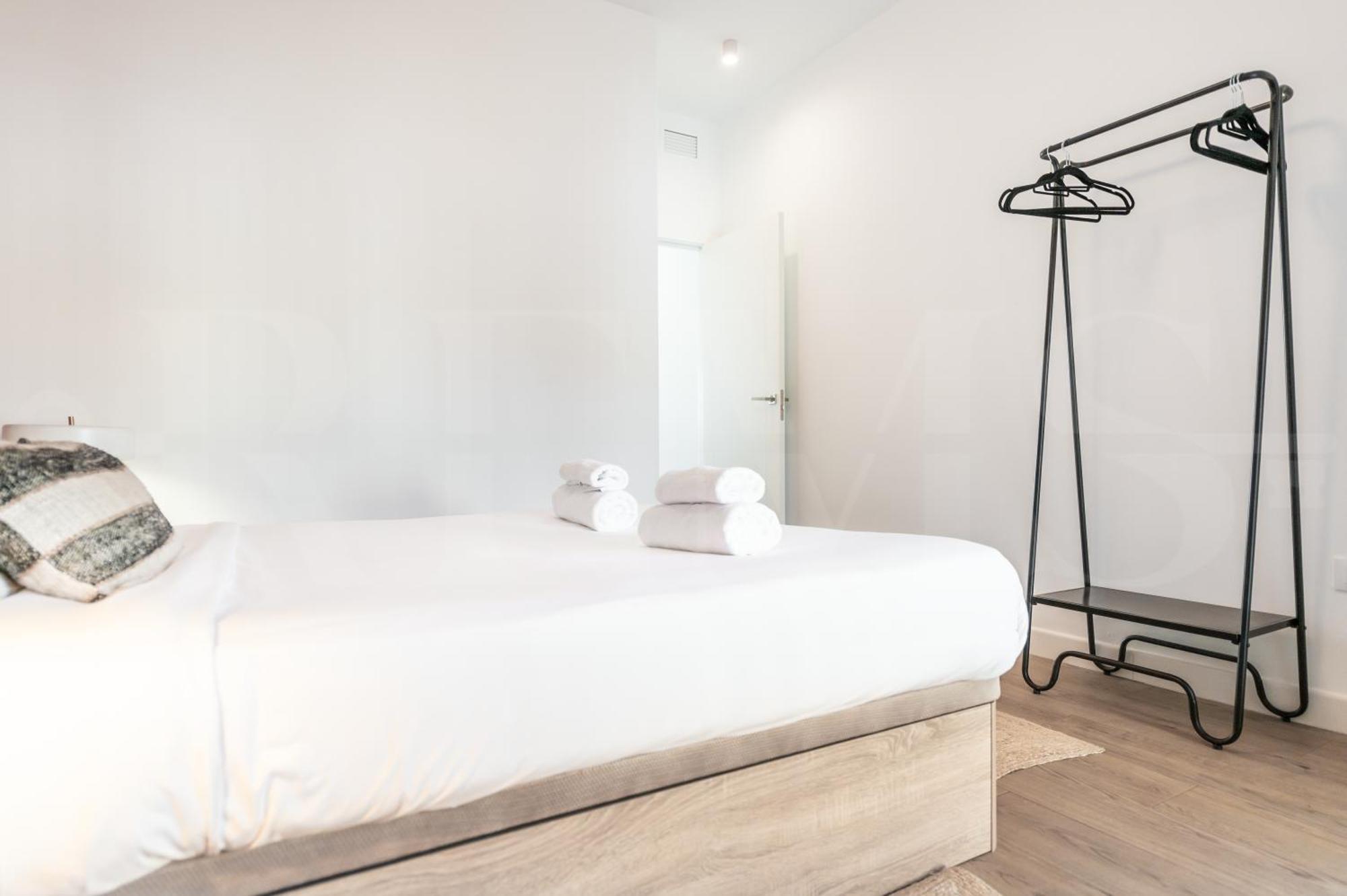 Spacious & Private Terrace By Rems * Malaga