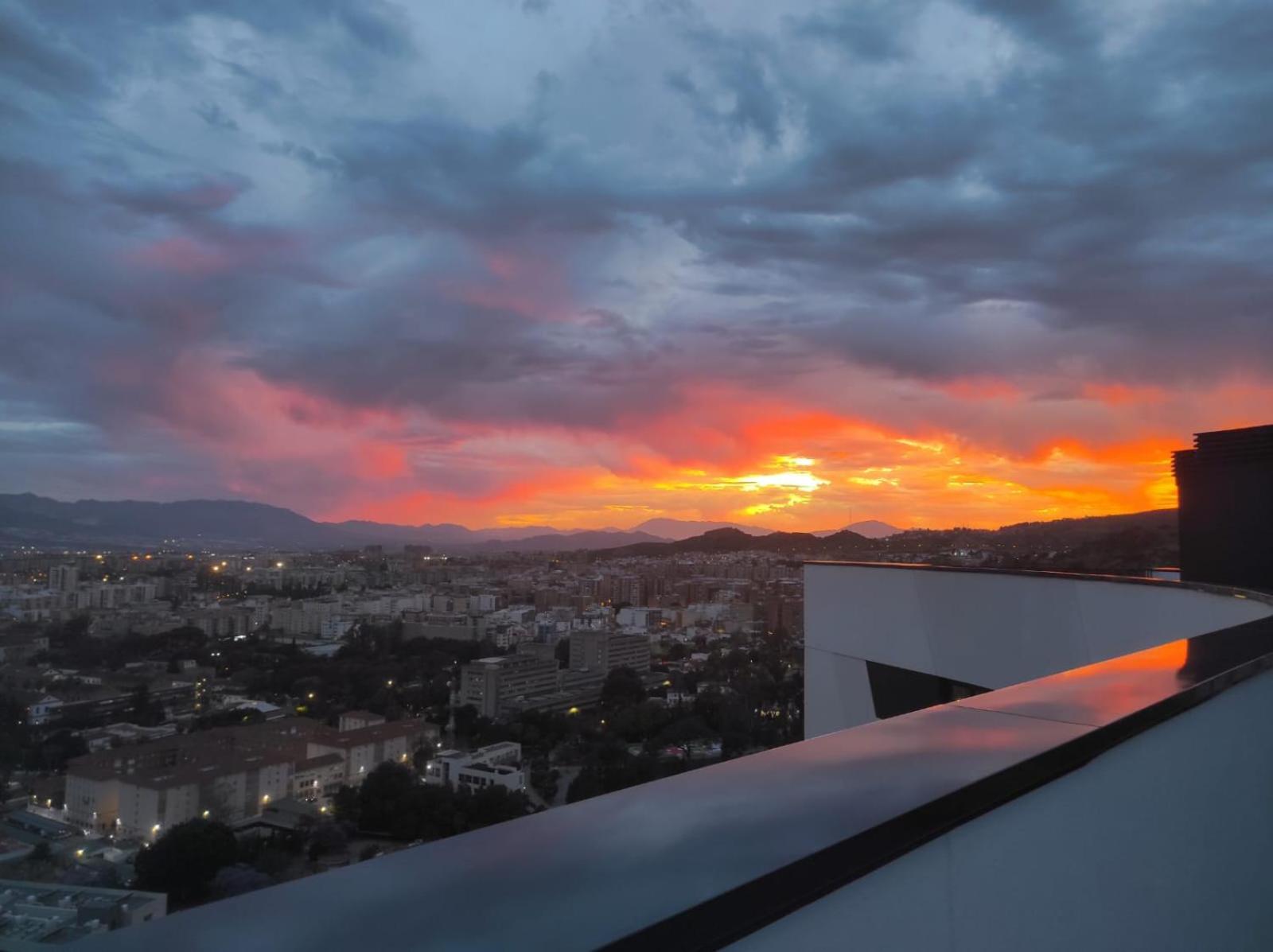 Apartment Urbansky Con Terraza Malaga