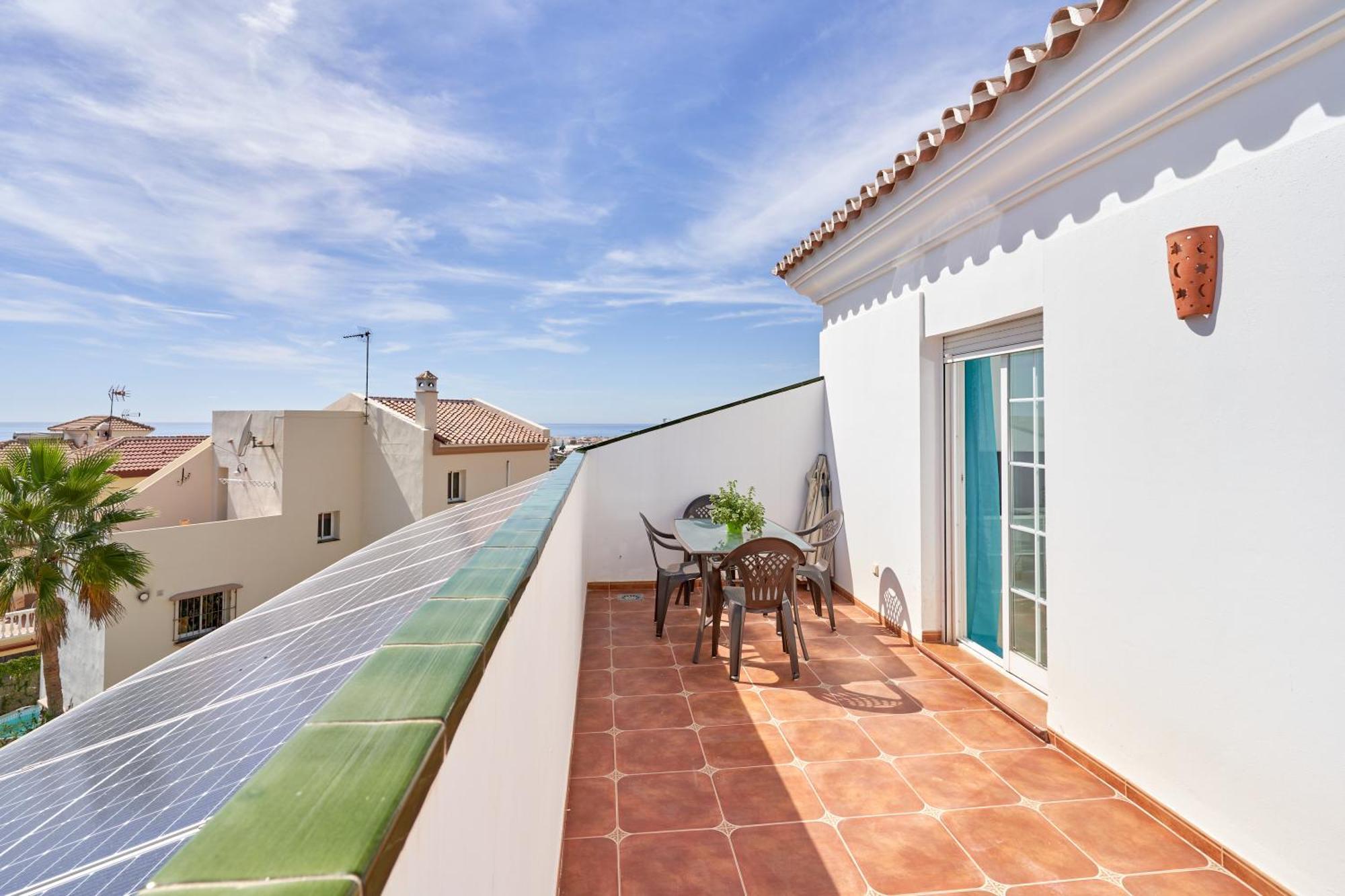 Tara Blanca Malaga