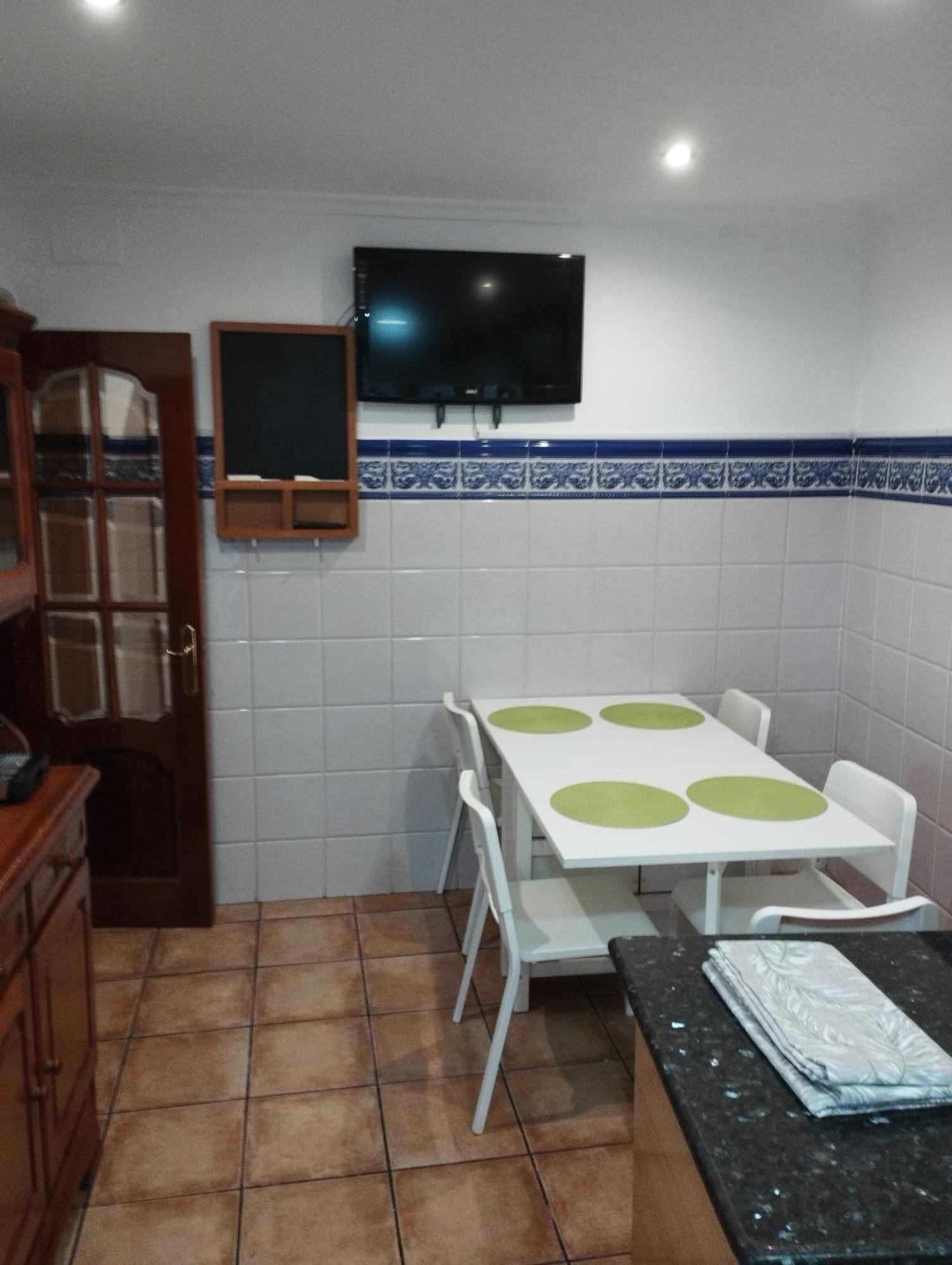 Holiday home Virgen Gracia 8, Center, Quite, Parking On Request, Vg *