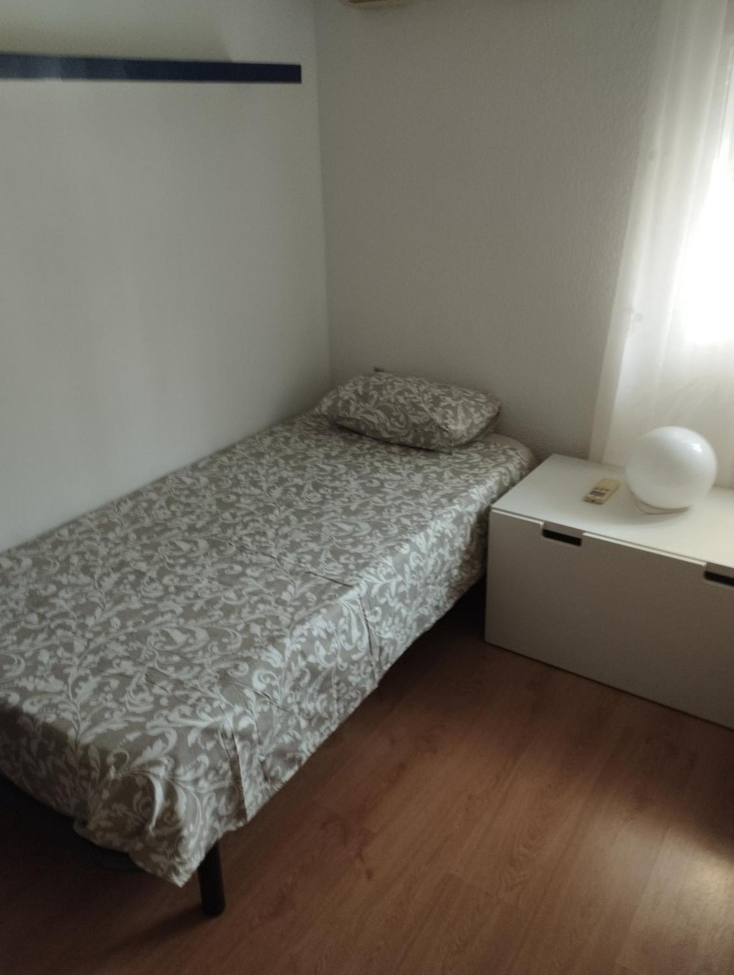 Virgen Gracia 8, Center, Quite, Parking On Request, Vg Holiday home