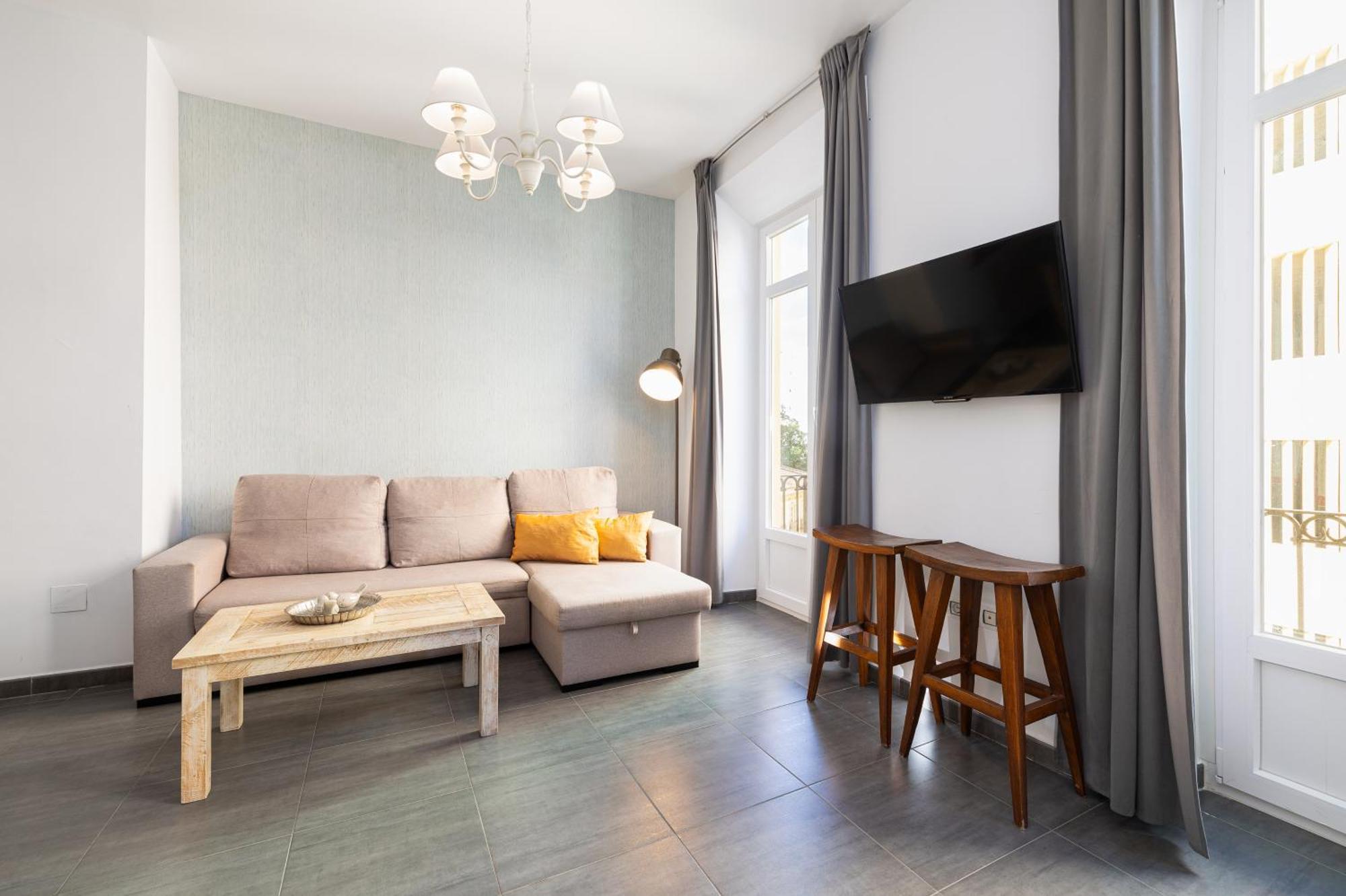 Apartment Holidays2malaga Dos Aceras In Old Town & High Speed Wifi Málaga