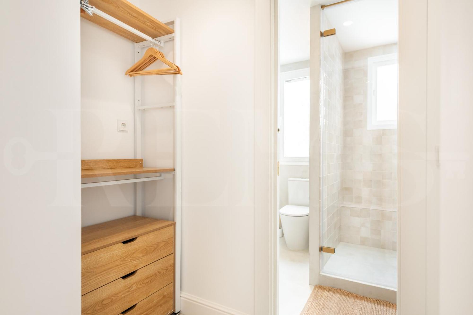 Apartment Charming With Private Patio By Rems
