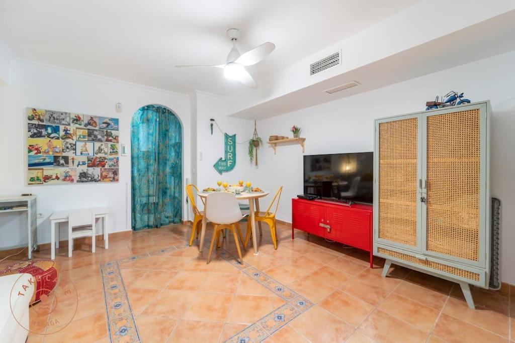 Traditional El Palo With Rooftop Terrace Holiday home