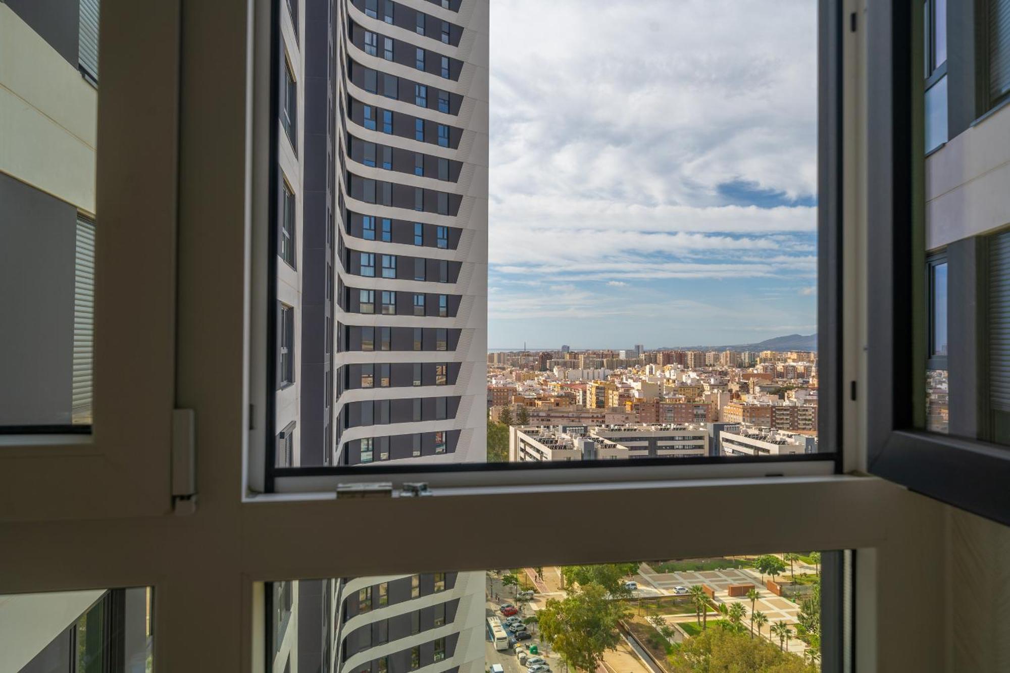 Xpce Urban 2 Skyline Parking Free Apartment