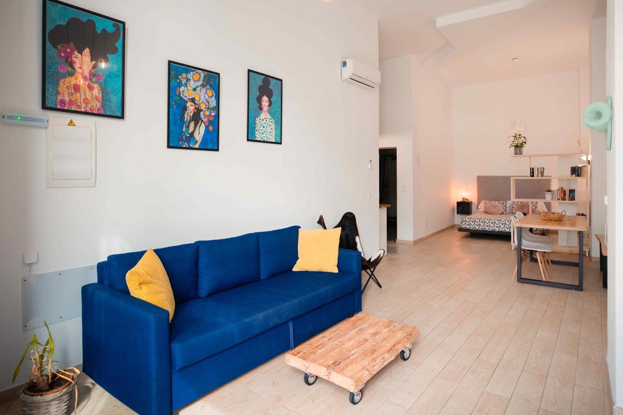 Apartamento Claveles By Lets Málaga