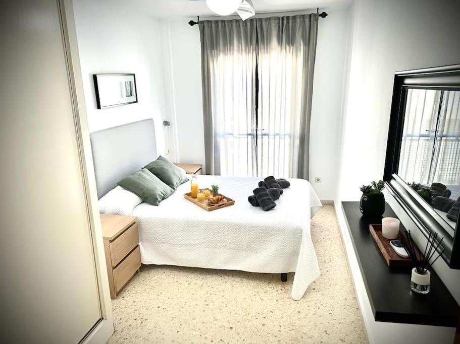 El Rincon De Apolo. Atico Con Aparcamiento Gratis. * Málaga