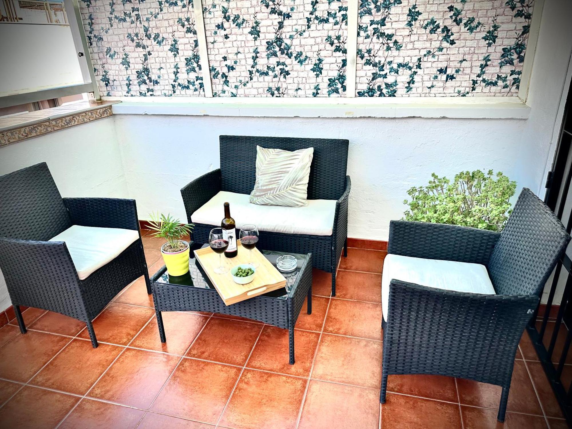 El Rincon De Apolo. Atico Con Aparcamiento Gratis. Málaga