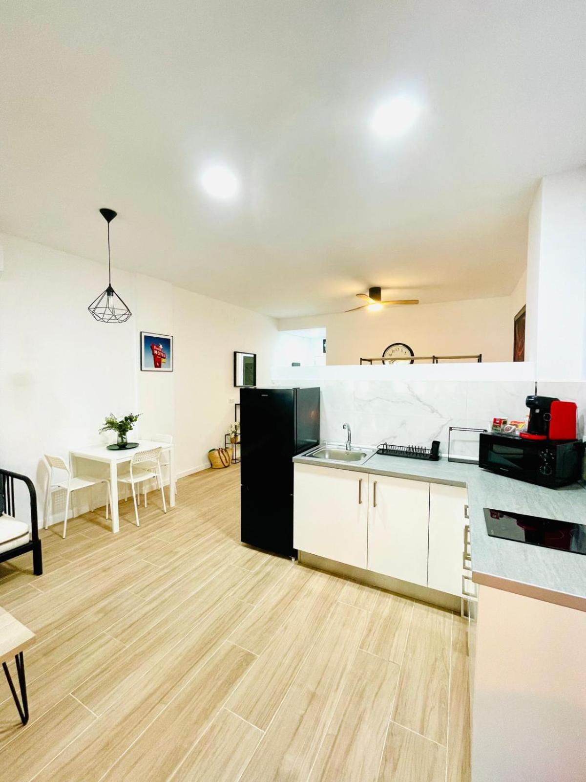 Completo Y En Appartement *