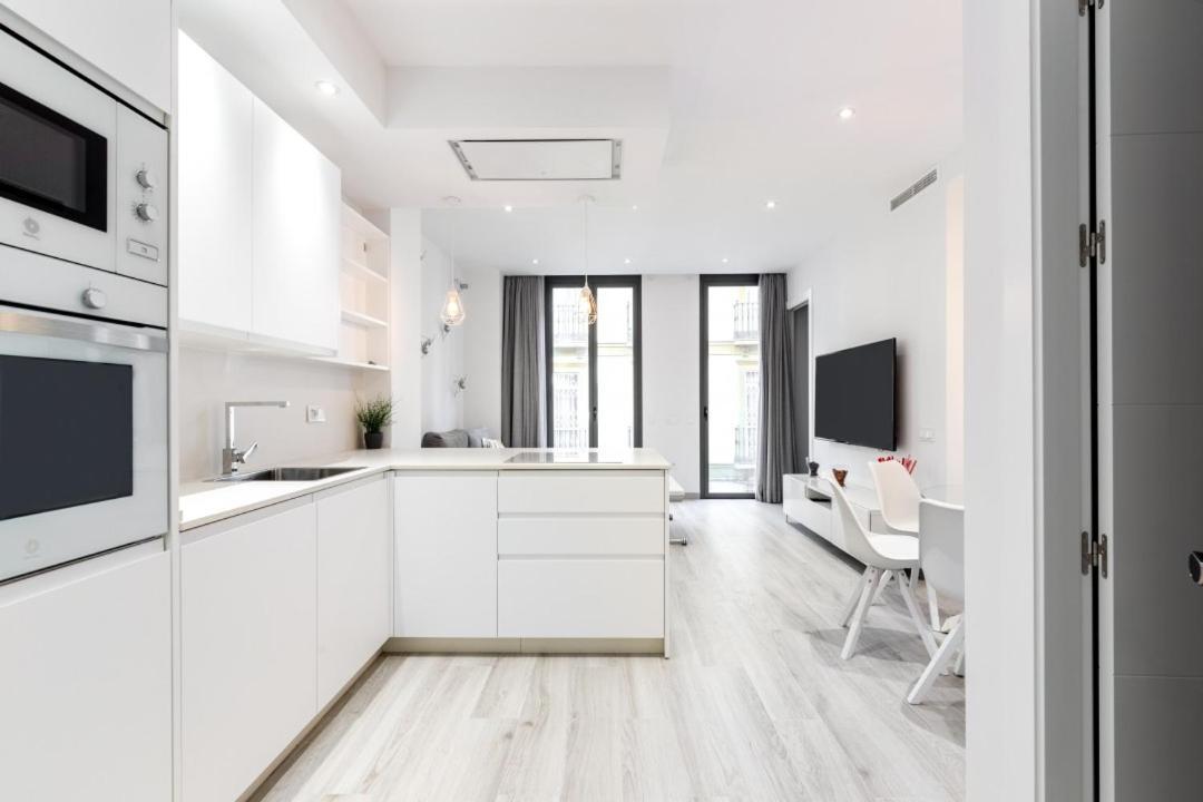 Minty - Bright La Merced Apartment *