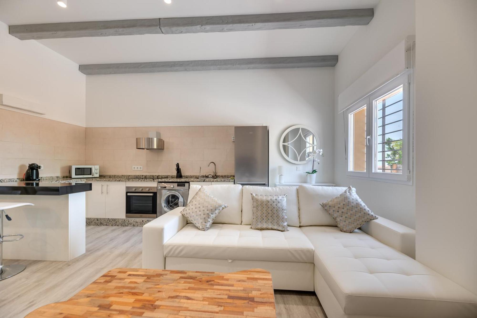 Sea View With Shared Terrace Apartment *