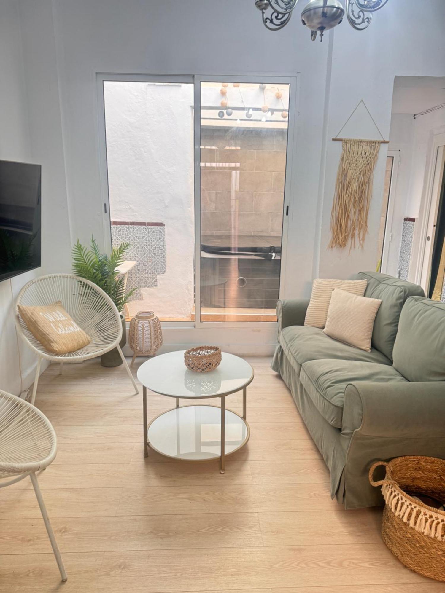 Relax - Private Jacuzzi/spa With 2bedrooms Malaga
