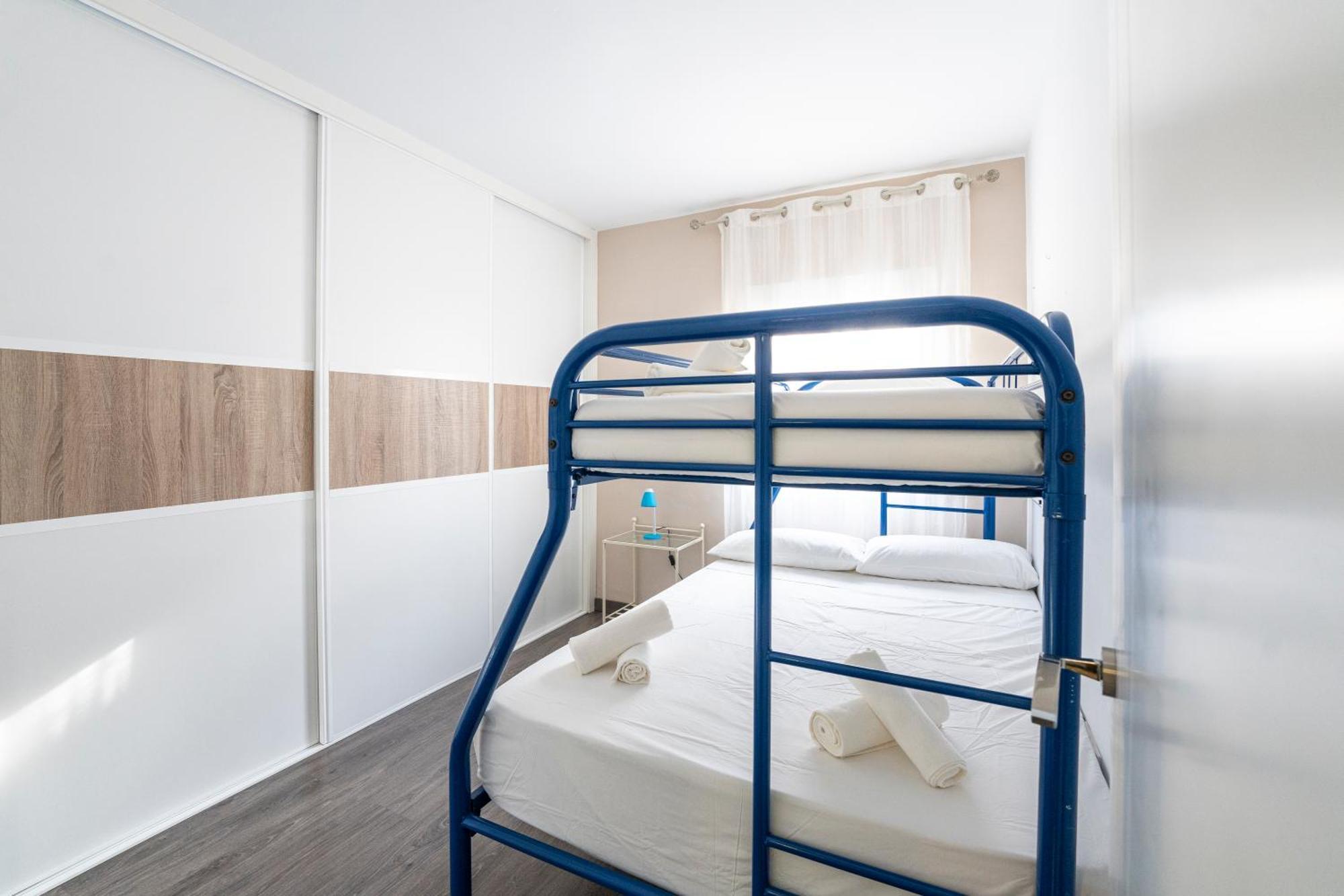 Ludy's Vialia Center Apartment