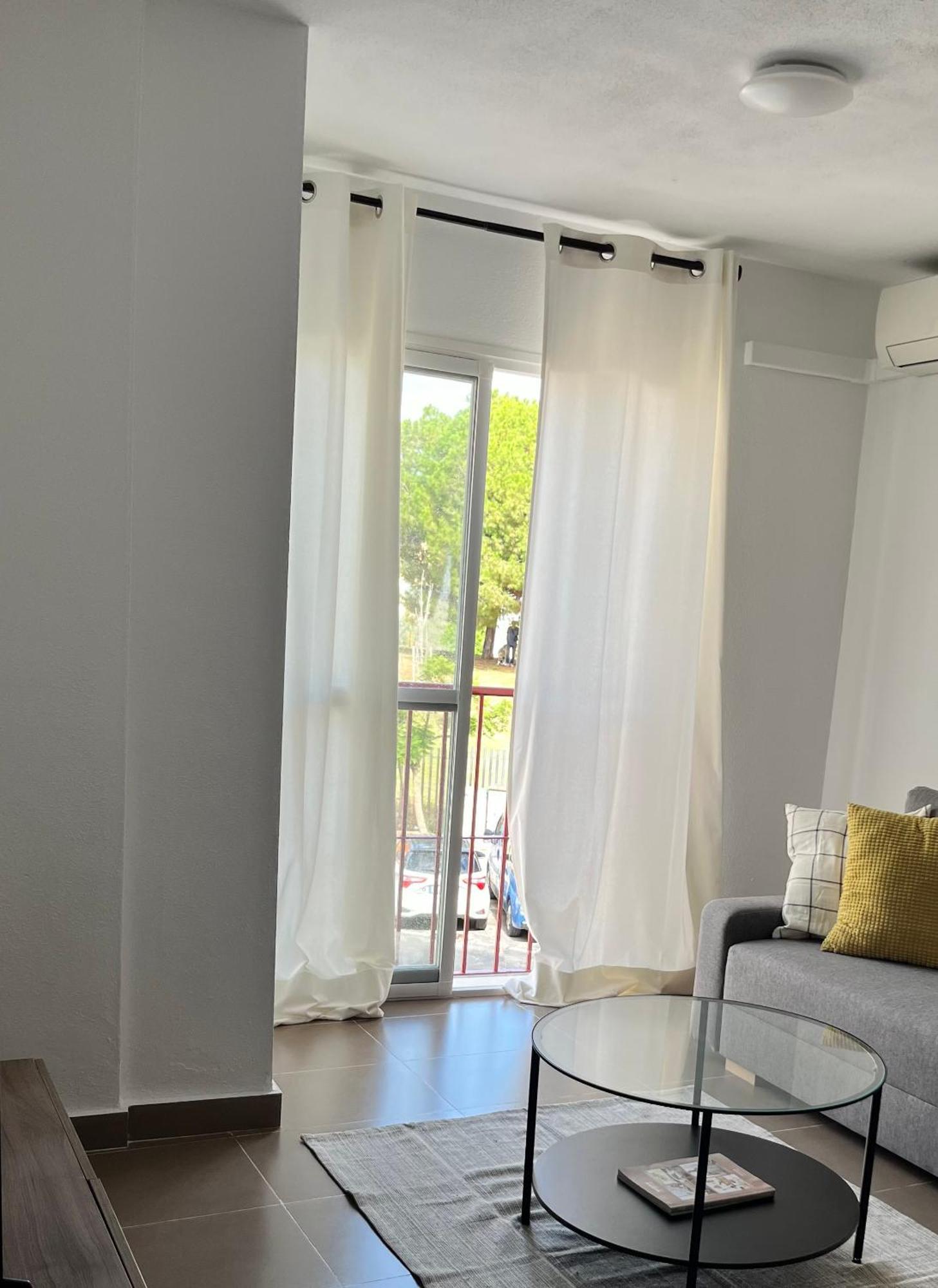 Prime Location - Stylish With Free Wifi, Free Parking, Steps From The Historic Center * Málaga