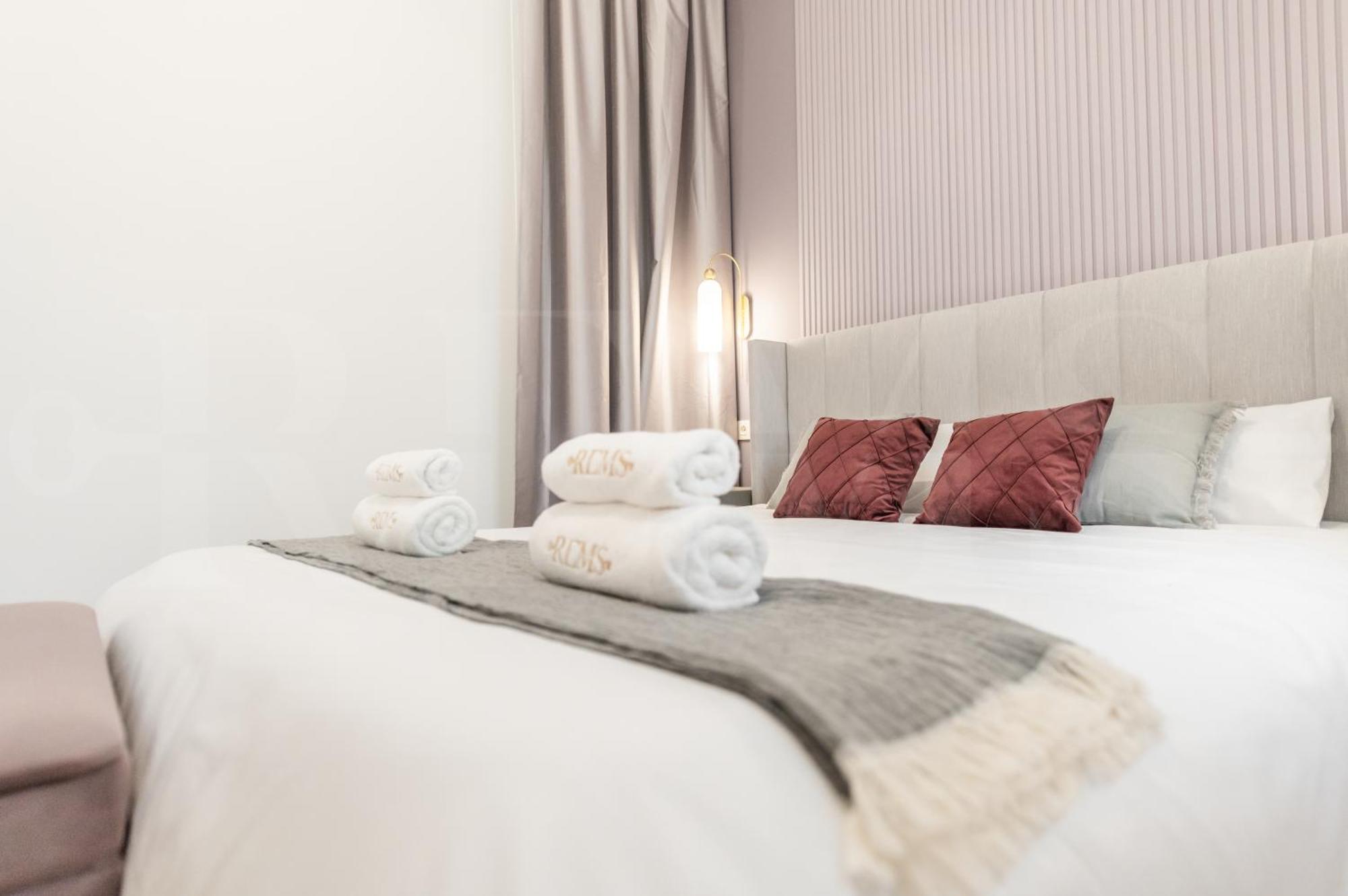 Sophisticated Modern Center By Rems * Malaga