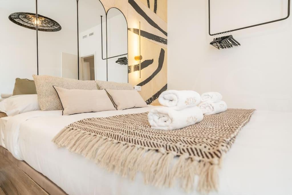 Apartment Delightful And Bright In Center By Rems Malaga