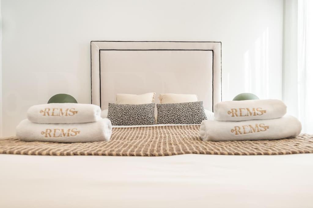 Apartment Delightful And Bright In Center By Rems Malaga