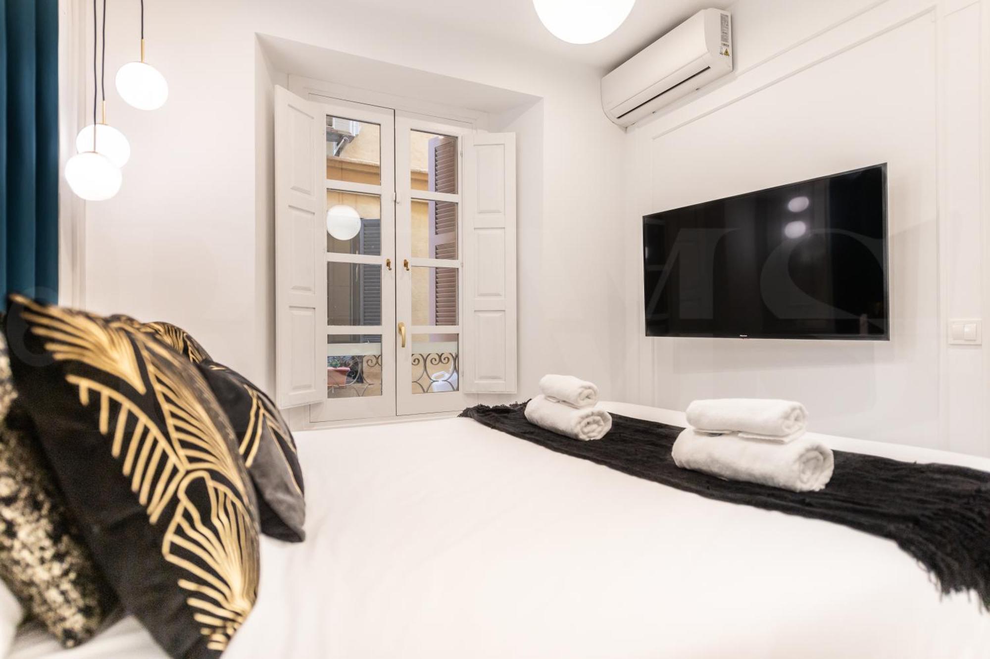 Glamorous Flat In The Heart Of By Rems * Malaga