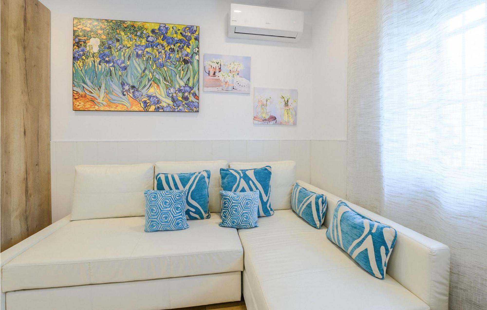 Ferienhaus 2 Bedroom Lovely In