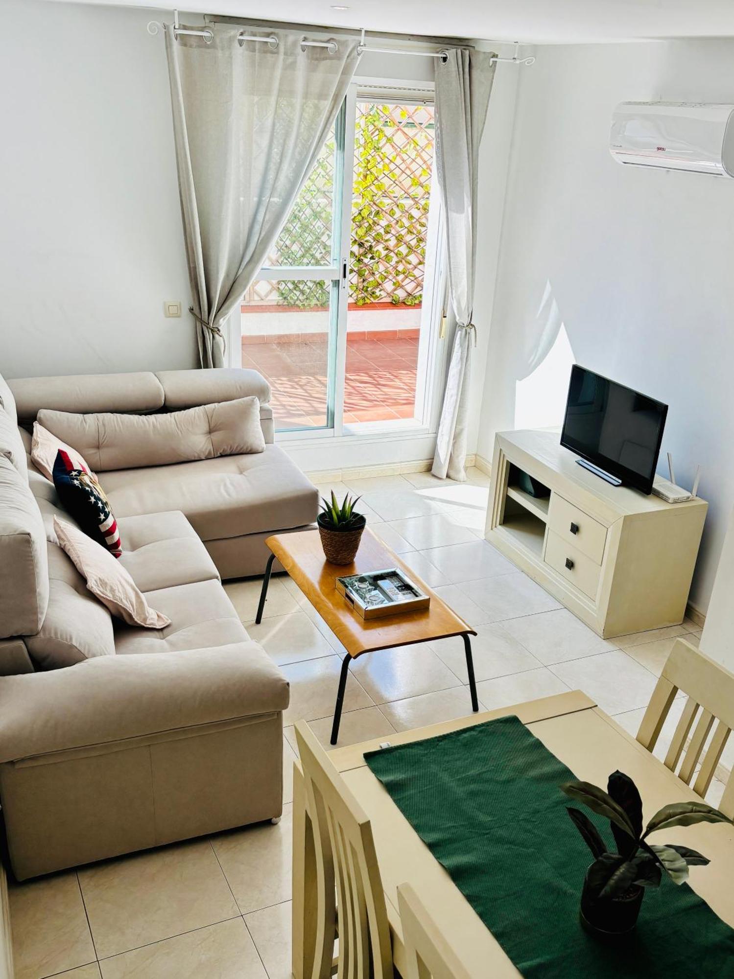 Flores - Atico Duplex Con Terraza - Probeyma - *