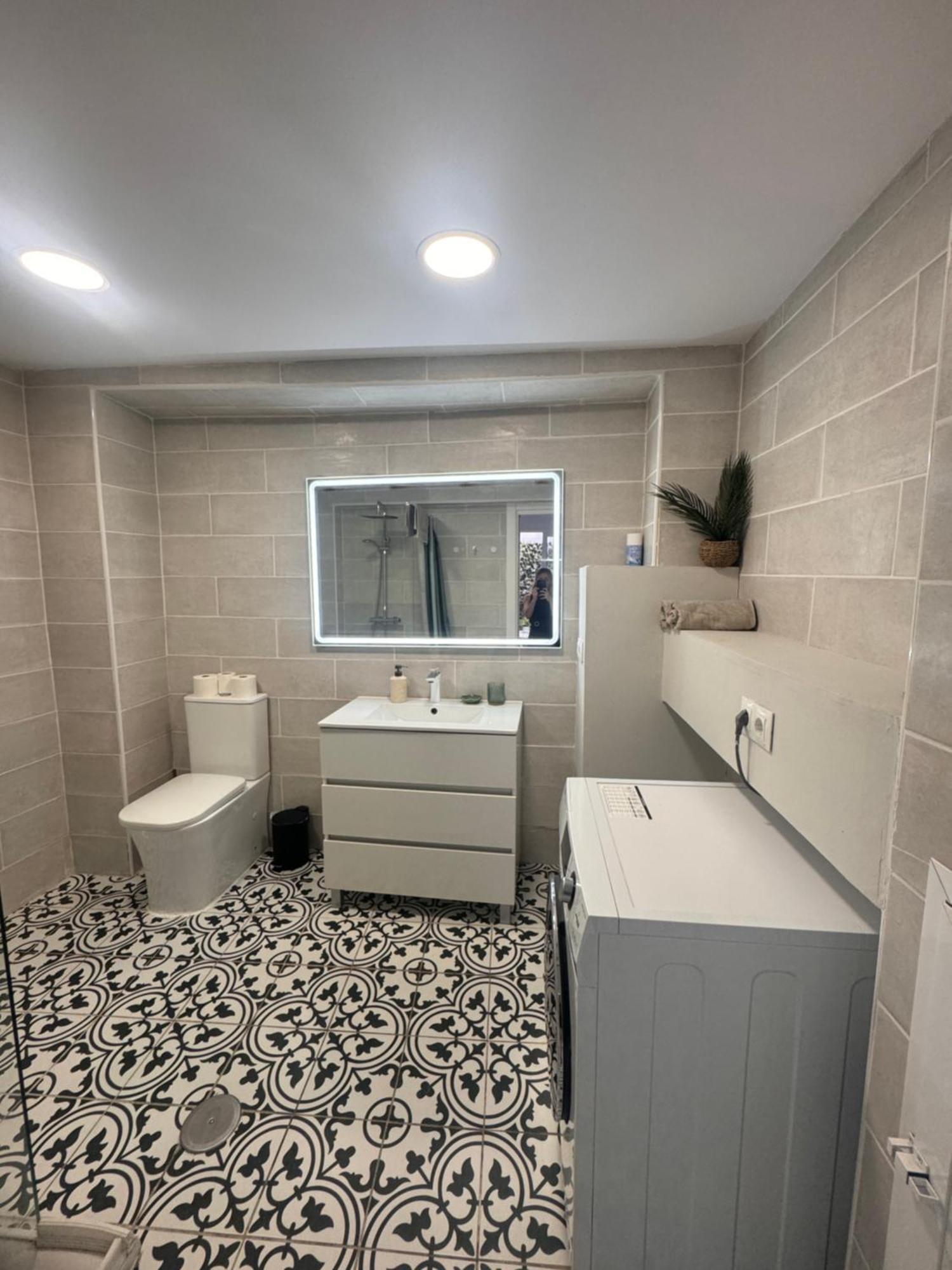 Relax - Private Jacuzzi/spa With 2bedrooms Appartement *