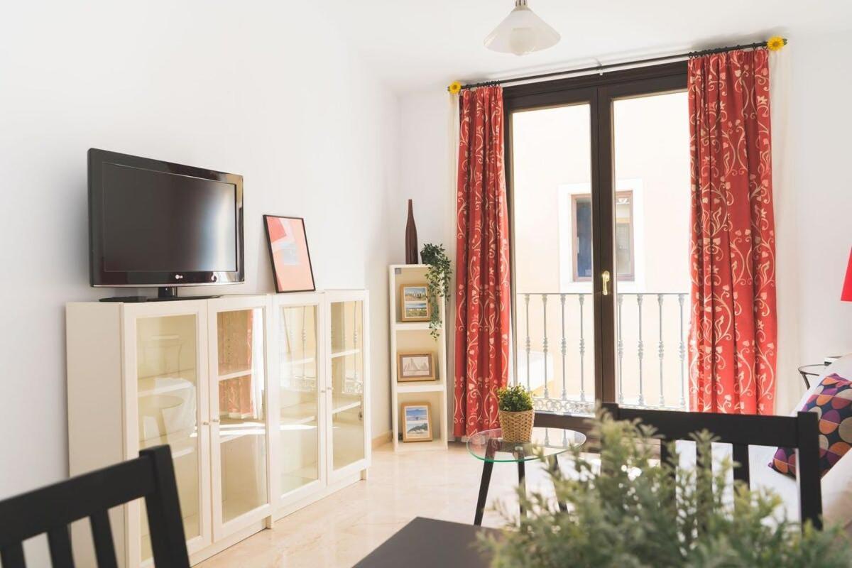 Centrico En Calle Carreteria - Apartment Málaga