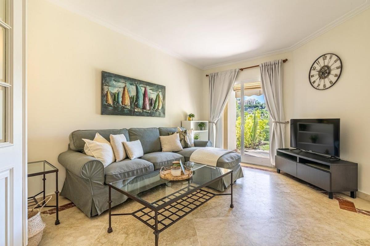 Spacious 3 Bed In La Quinta Golf- Marbella Apartment Malaga