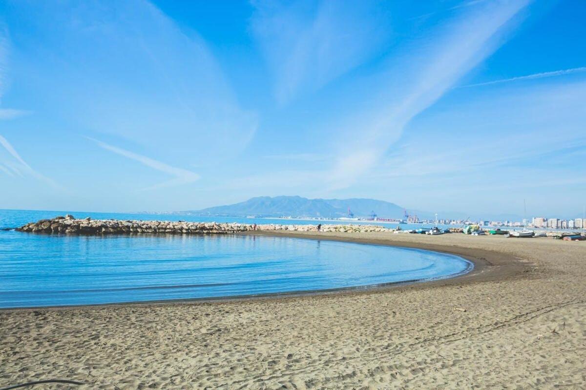 Ap. 1hab En 1a Linea - Pedregalejo Playa Apartment