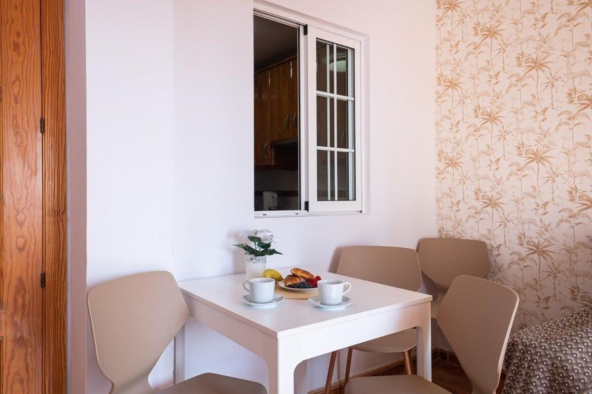Apartment Ap. 1hab En 1a Linea - Pedregalejo Playa *