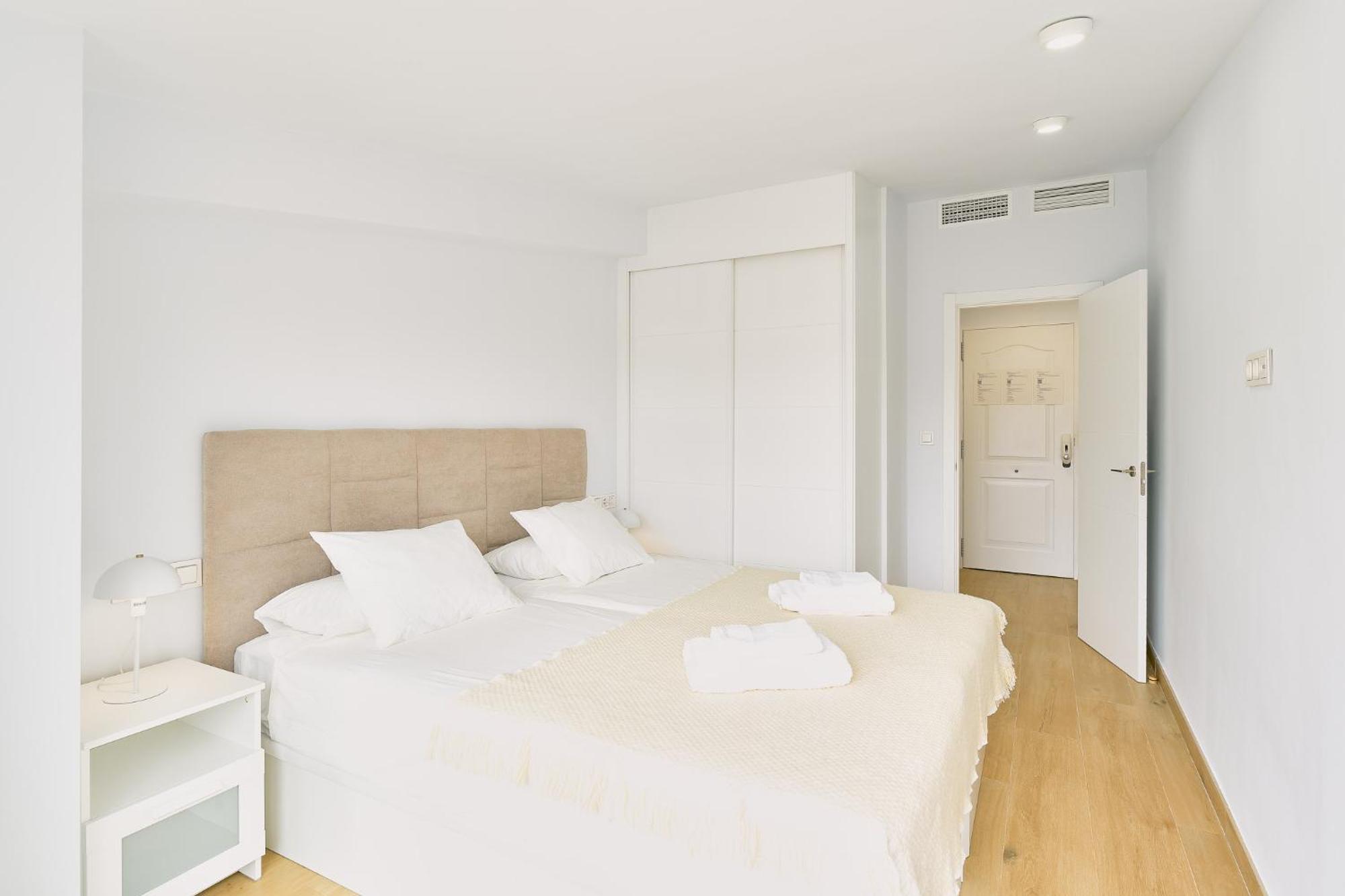 Atarazanas Penthouse By Lovely Malaga