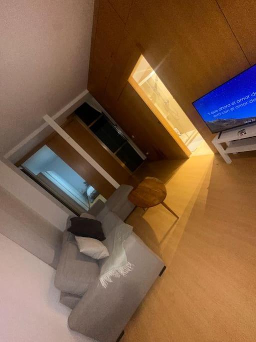 Apartment Alojamiento Cerca El Centro De *