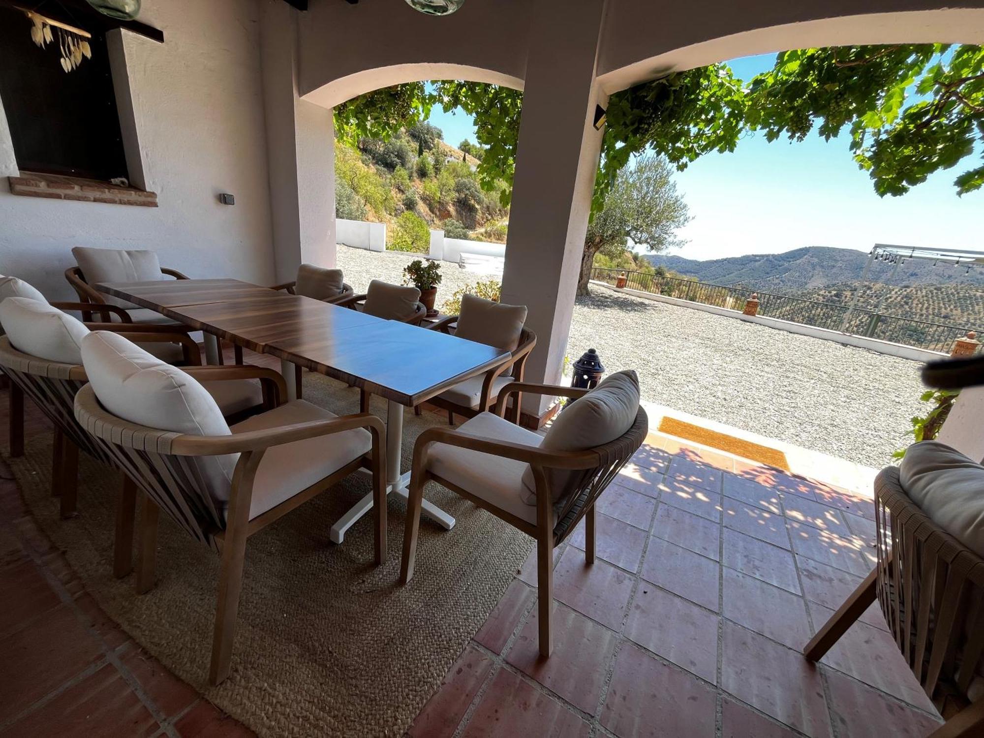 Villa Trompetilla Montes De With Yoga And Malaga