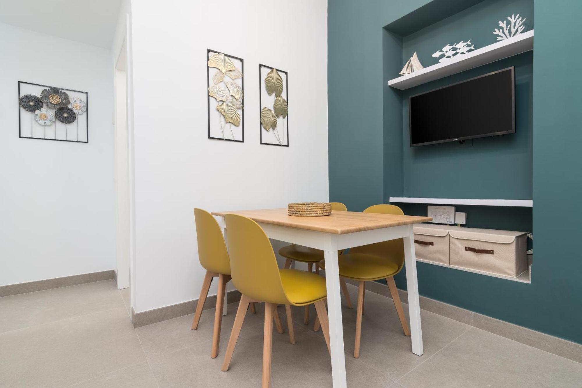 Apartment Homes Alice Valentin Málaga