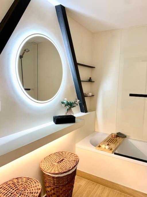 Atico Huelin Playa Apartment *
