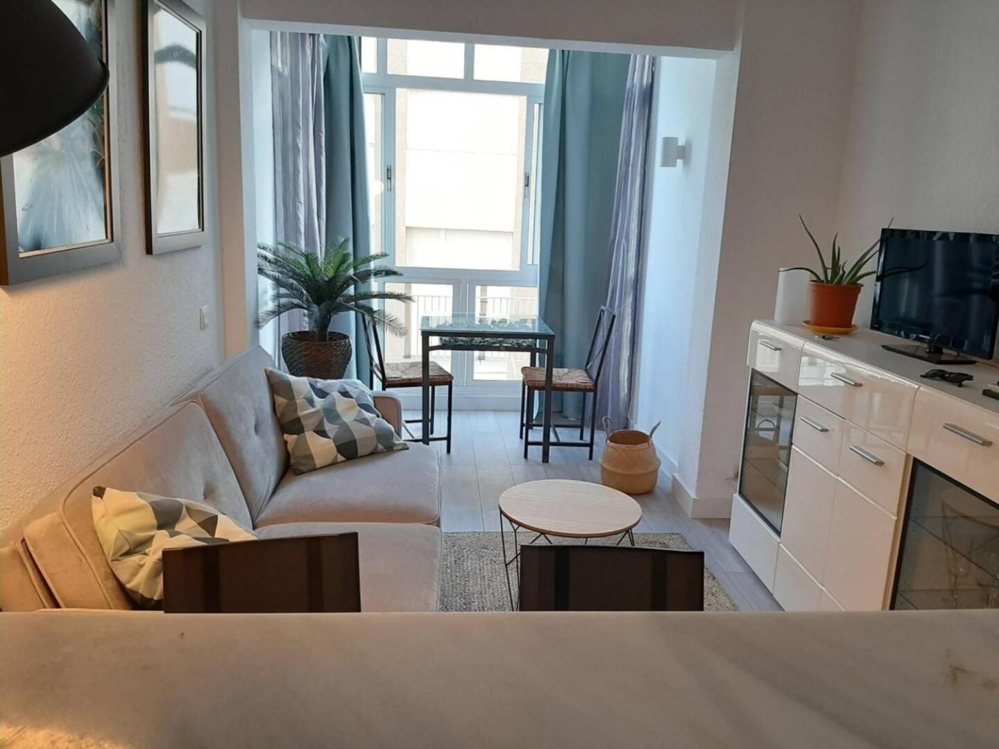 Malagueta Playa Apartment Malaga