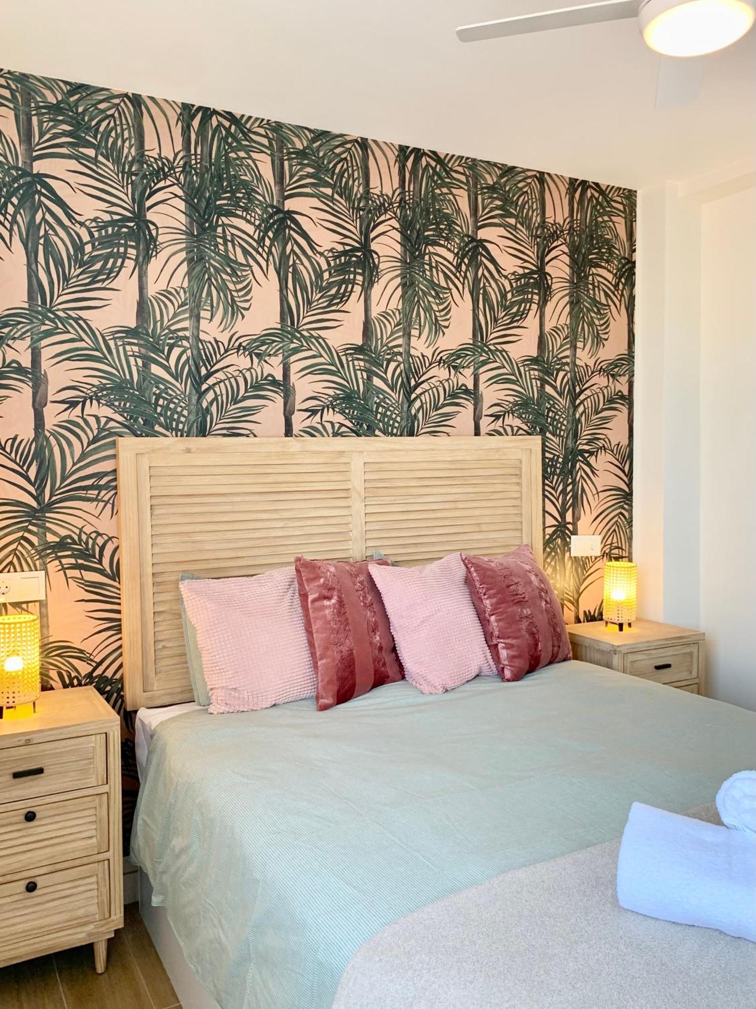 Apartment Atico Huelin Playa