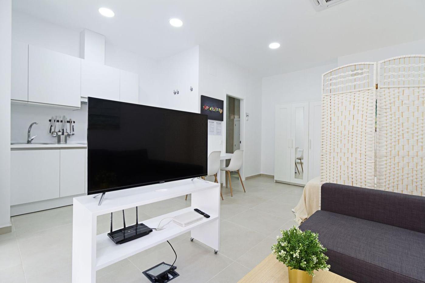 Estudio En Centro Noblejas Appartement