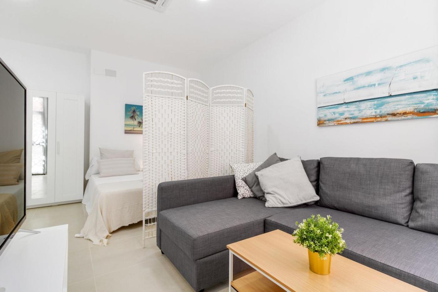Appartement Estudio En Centro Noblejas Málaga
