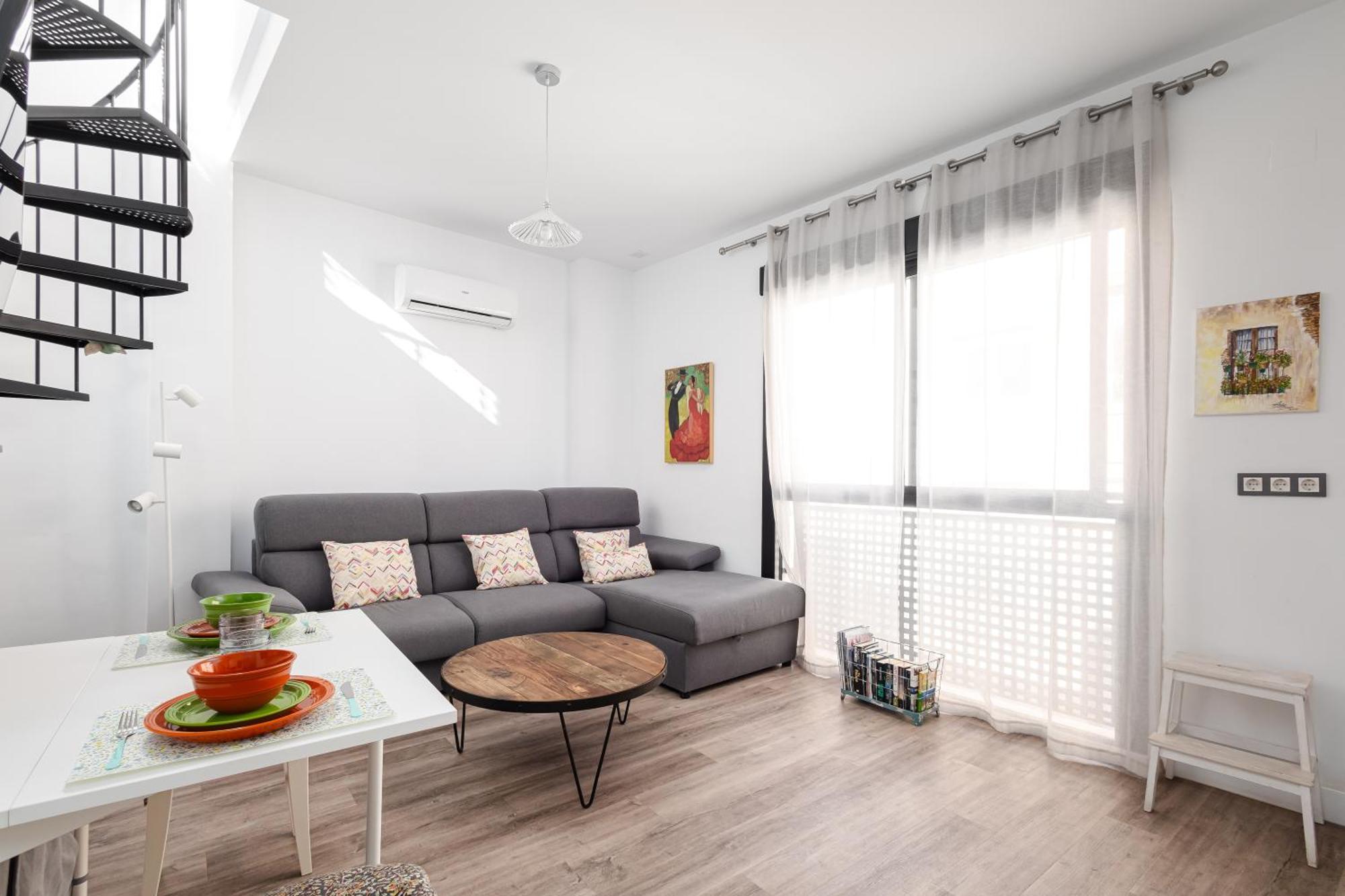 Historic Centre + Rooftop + Parking Apartment
