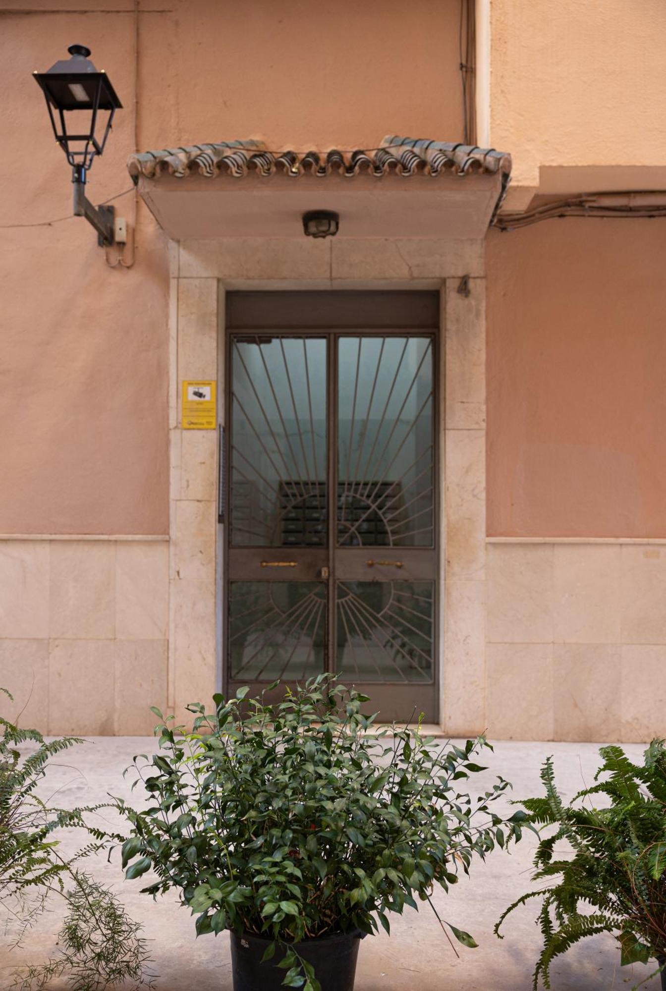 Junto A La Casa Natal De Picasso * Malaga